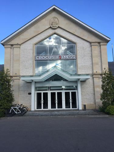"Crocus Fitness" Световая вывеска на подложке